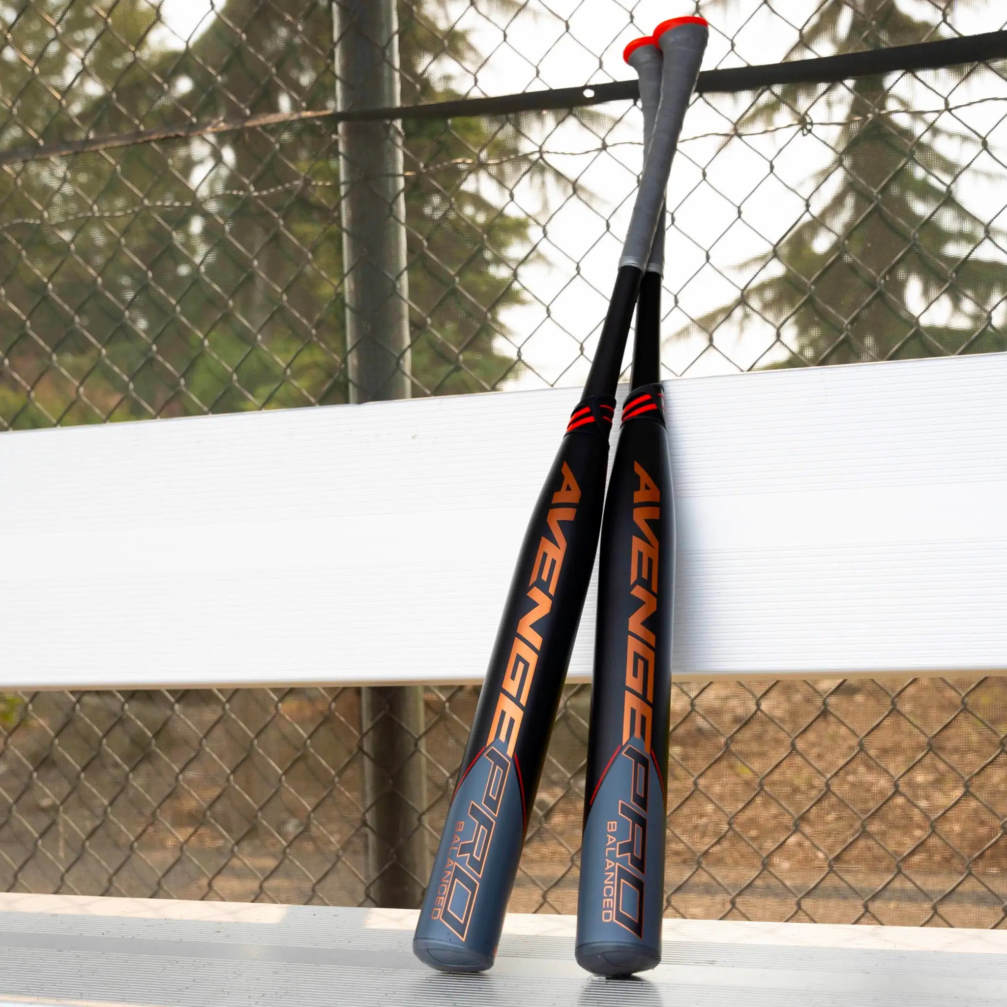 2023 Axe Avenge Pro Balanced USSSA Slowpitch Softball Bat: L154K 5 2023 Axe Avenge Pro Balanced USSSA Slowpitch Softball Bat: L154K - Image 3