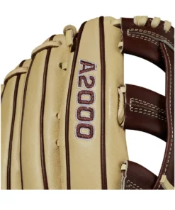 2021 Wilson A2000 1799 12.75" Outfield Baseball Glove: WBW1000941275 -wp populaire magasin WBW100094 5 A2000 OF 1799 1275 Blonde Walnut.png.cq5dam.web .1200.1200