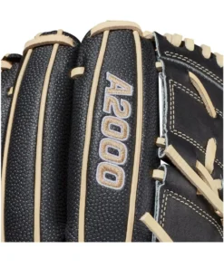 2021 Wilson A2000 B2SS 12" SuperSkin Pitcher's Baseball Glove: WBW10010012 -wp populaire magasin WBW100100 5 A2000 P B2SS 12 BlackSS Blonde.png.cq5dam.web .1200.1200