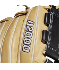 2022 Wilson A2000 P12 12" PItcher's Fastpitch Softball Glove: WTA20RF22P12 -wp populaire magasin WBW100439 5 A2000 FP P P12 12 Blonde Black.png.cq5dam.web .1200.1200