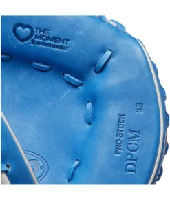 2023 Wilson A2000 Love The Moment CM33 33" Baseball Catcher's Mitt: WBW10084833 -wp populaire magasin WBW100848 6 A2000 C LTM CM33 33 AutismSpeaksBlue.png.cq5dam.web .1200.1200