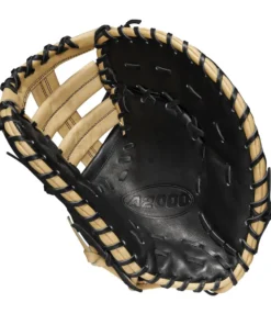 2023 Wilson A2000 1679 Super Skin 12.5" Baseball First Base Mitt: WBW100979125 -wp populaire magasin WBW100979 1 A2000 1B 1679SS 125 Black BlackSS Blonde.png.cq5dam.web .1200.1200
