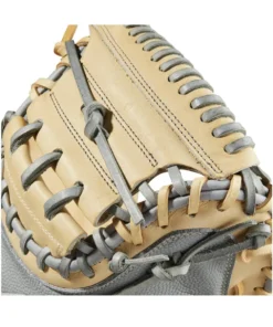 2023 Wilson A2000 PF33 Super Skin 33" Baseball Catcher's Mitt: WBW10098433 -wp populaire magasin WBW100984 4 2023 A2000 C PF33SS 33 GreySS Blonde.png.cq5dam.web .1200.1200