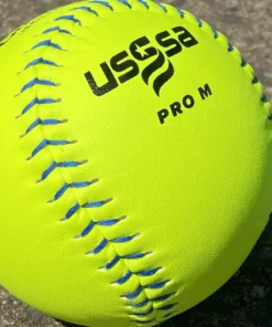 Worth 12" Super Gold Dot PRO M USSSA Slowpitch Softballs (Dozen): UM12CY -wp populaire magasin PhotoMar11 121045PM scaled